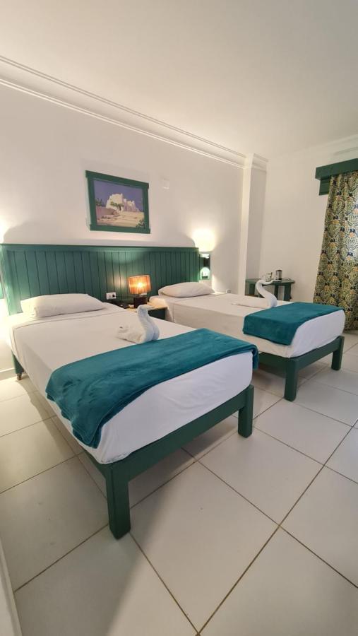 Zak Inn Hurghada Esterno foto