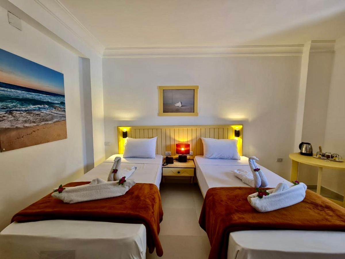 Zak Inn Hurghada Esterno foto