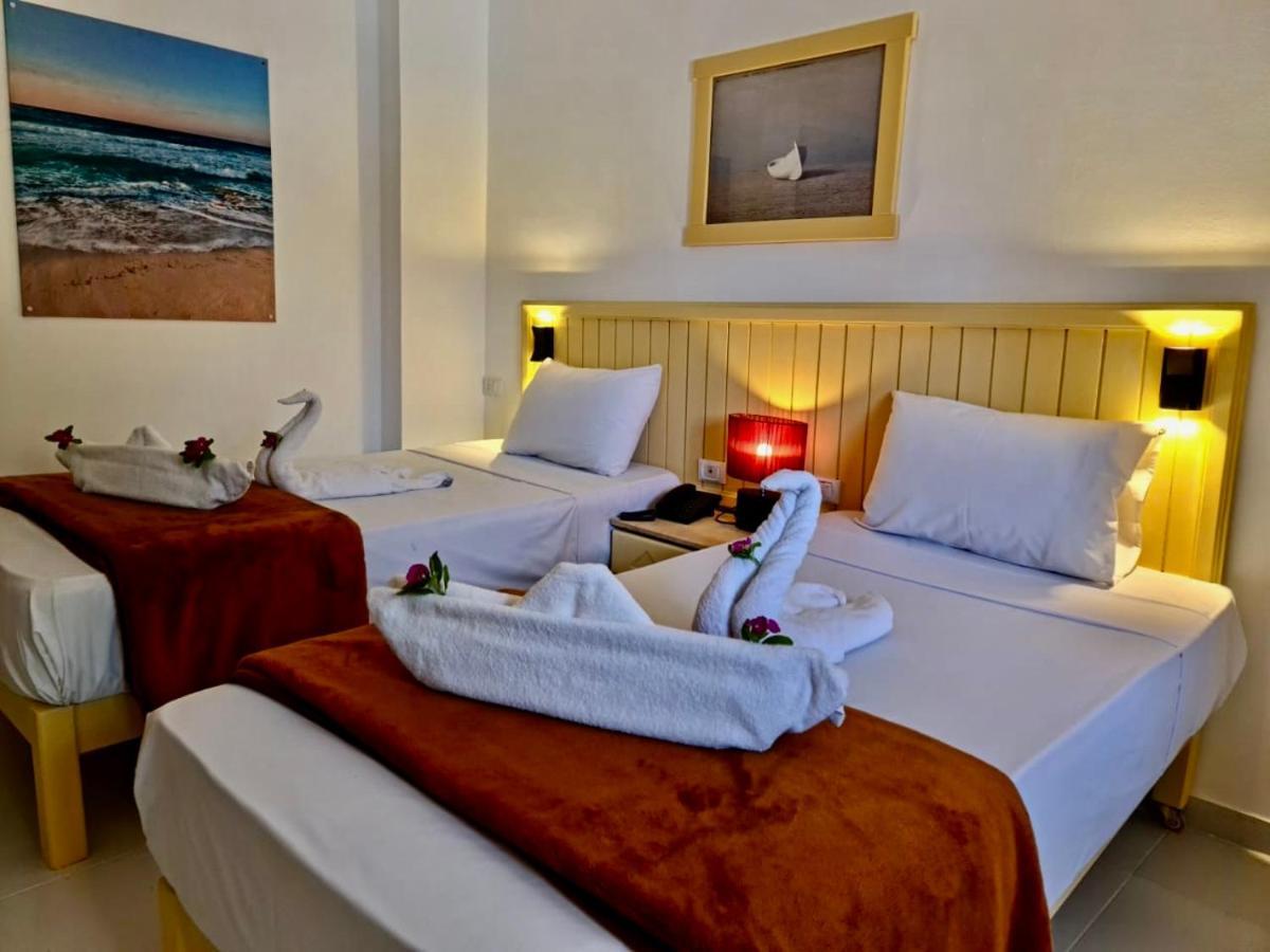 Zak Inn Hurghada Esterno foto