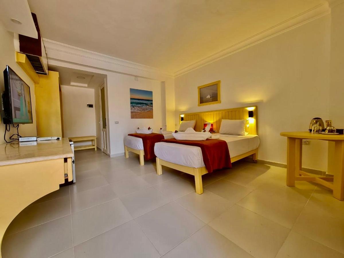 Zak Inn Hurghada Esterno foto
