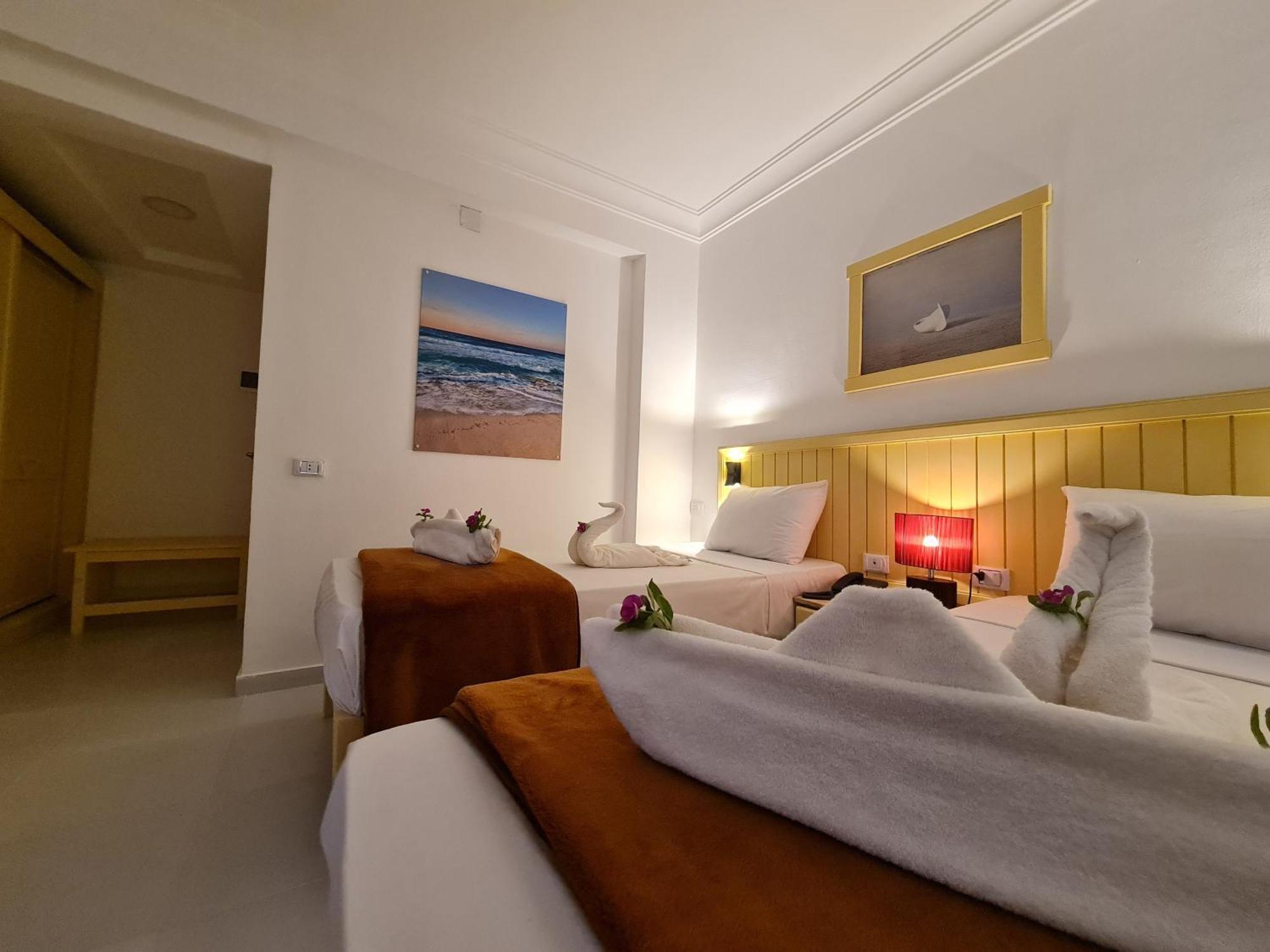 Zak Inn Hurghada Esterno foto