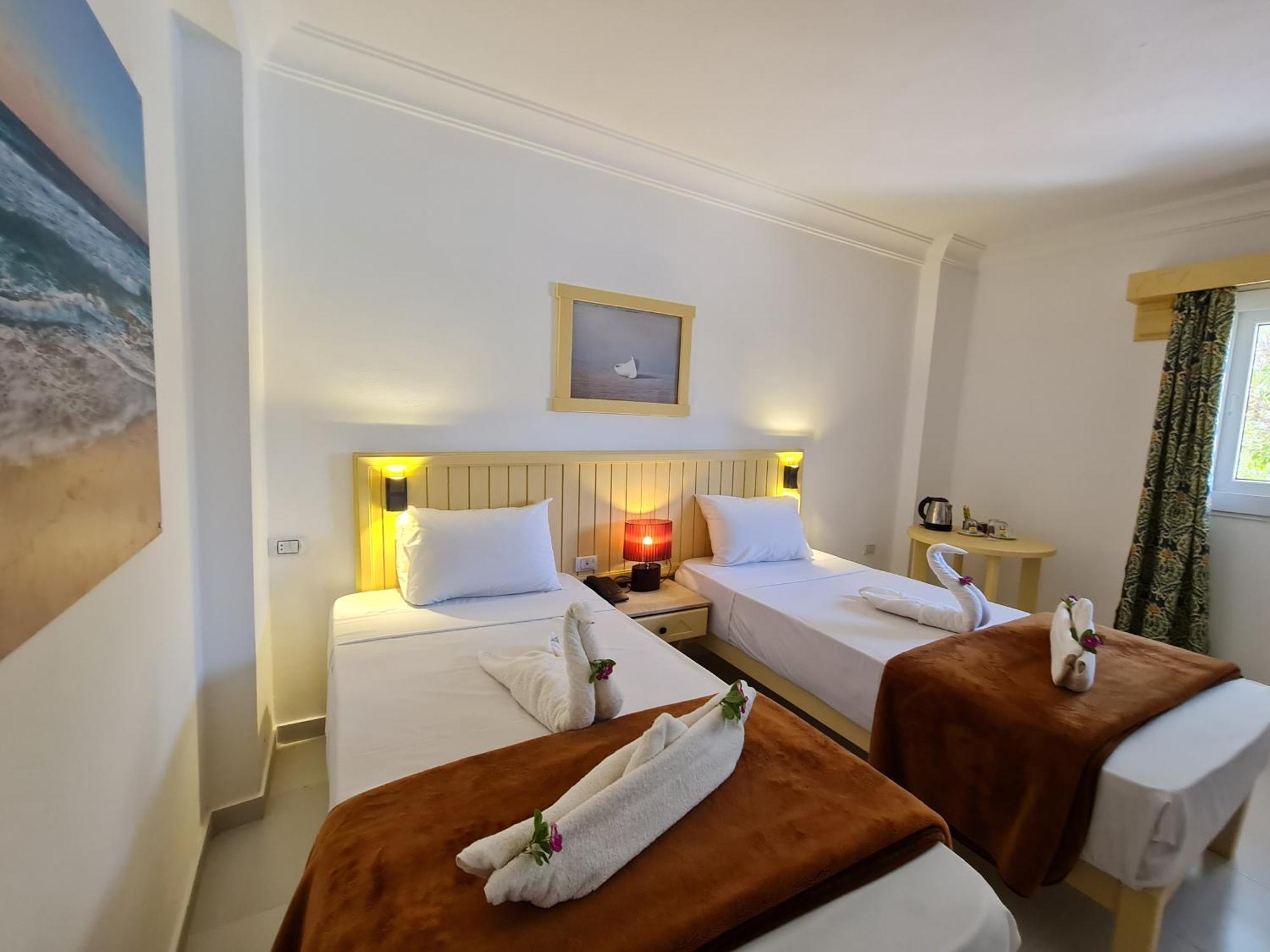 Zak Inn Hurghada Esterno foto