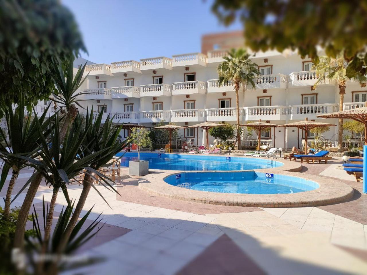 Zak Inn Hurghada Esterno foto